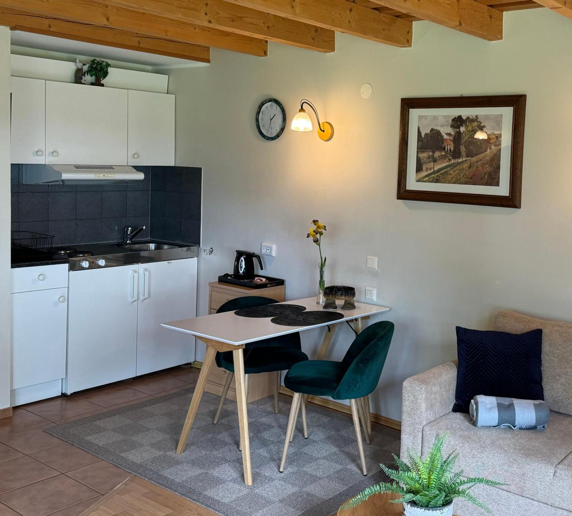 Kaesmu Merekalda Apartments - Adults Only Стая снимка